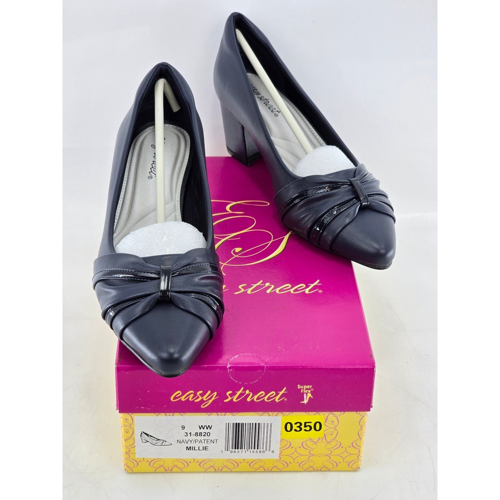 Easy Street Millie Pumps Womens 9 WW Navy Blue Patent Bow Heel - NEW